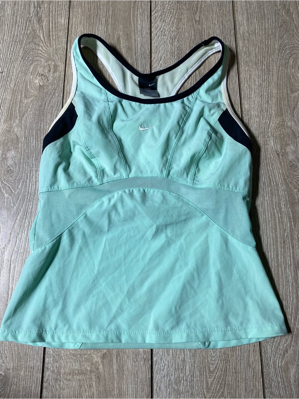 Vintage Y2K Nike Mint Green Tank Top with Built-in Sports Bra Size M Actievewear